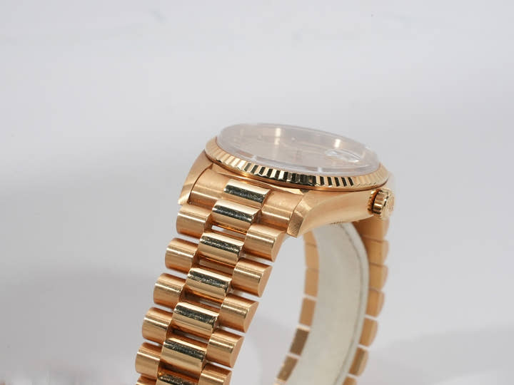 ロレックス デイデイト36 Ref.18238 イエローゴールド シャンパンローマン文字盤