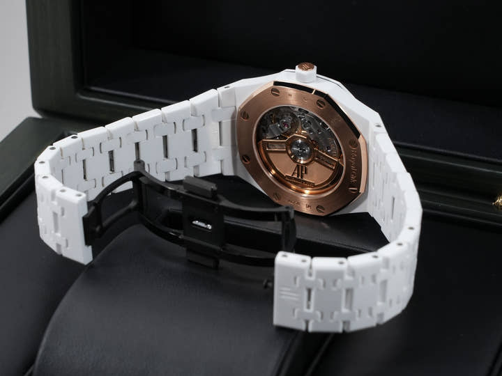 オーデマピゲ ロイヤルオーク Ref.77350CB.OO.1266CB.01 セラミック シルバー文字盤