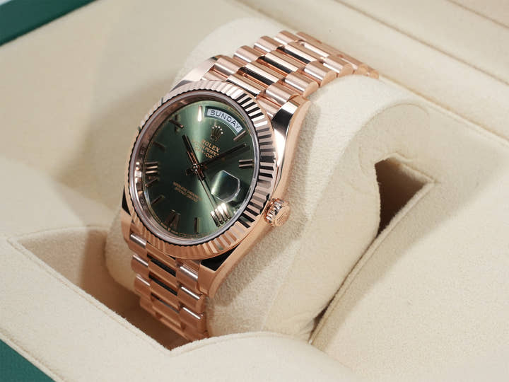 ロレックス デイデイト40 Ref.228235 エバーローズゴールド オリーブグリーン文字盤
