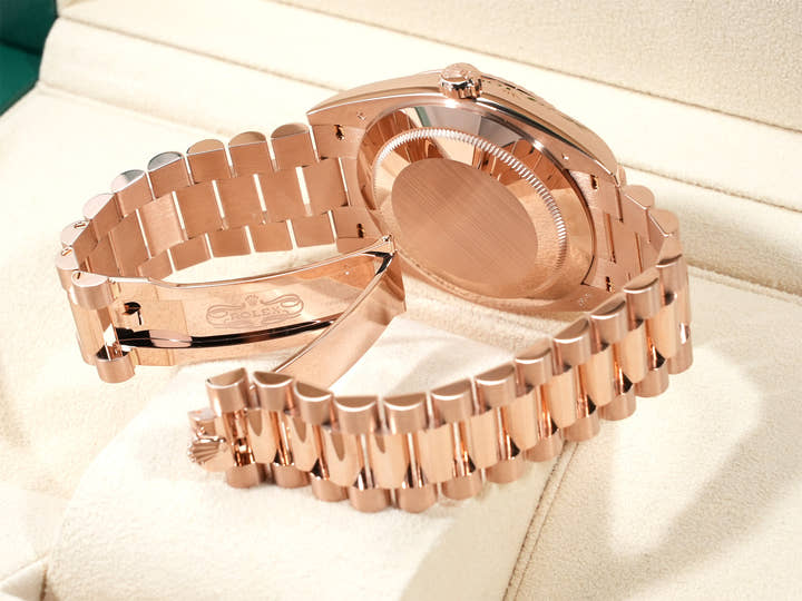 ロレックス デイデイト40 Ref.228235 エバーローズゴールド オリーブグリーン文字盤