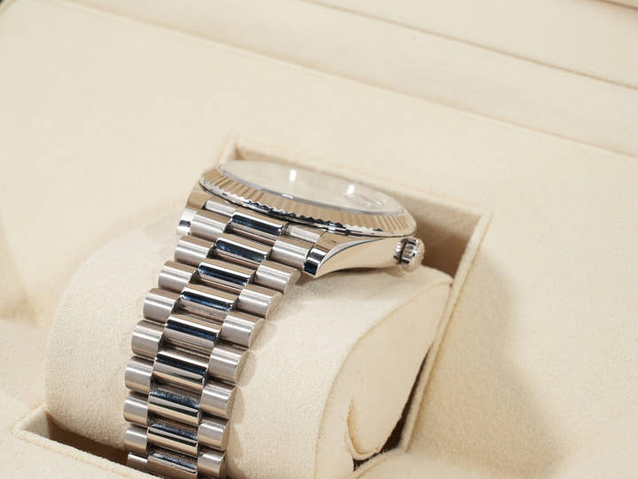 ロレックス デイデイト40 Ref.228239A ホワイトゴールド メテオライト文字盤