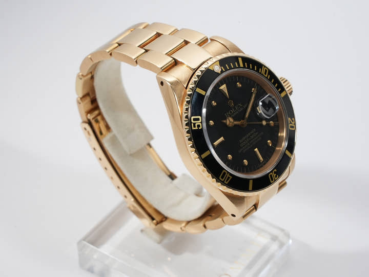 Rolex Submariner Date Ref. 16808 Yellow Gold Black Dial