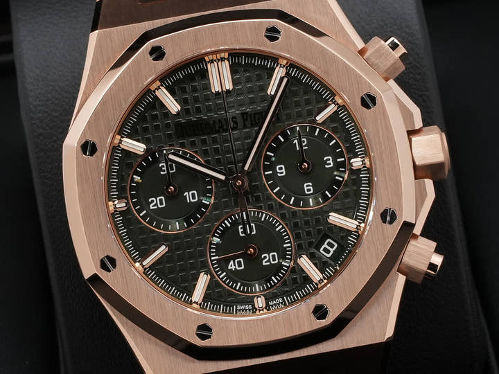 オーデマピゲ ロイヤルオーク クロノグラフ Ref.26240OR.OO.1320OR.04 ピンクゴールド カーキグリーン文字盤