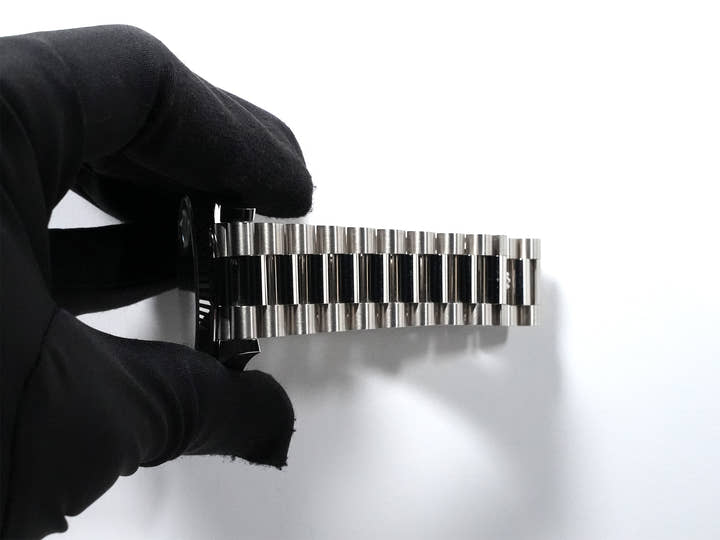 ロレックス デイデイト40 Ref.228239 ホワイトゴールド オリーブグリーン文字盤