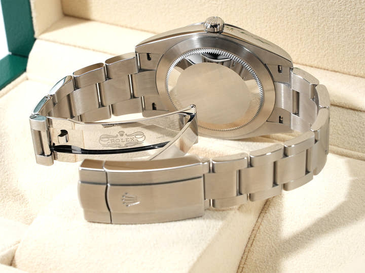 ロレックス オイスターパーペチュアル41 Ref.124300 ステンレススチール シルバー文字盤