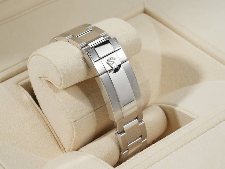 ロレックス デイトナ Ref.116506 プラチナ アイスブルー文字盤