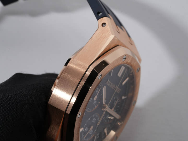 オーデマピゲ ロイヤルオーク クロノグラフ 50周年記念 Ref.26240OR.OO.D315CR.01 ピンクゴールド ナイトブルー文字盤