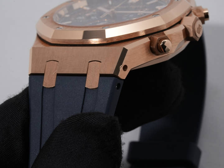 オーデマピゲ ロイヤルオーク クロノグラフ 50周年記念 Ref.26240OR.OO.D315CR.01 ピンクゴールド ナイトブルー文字盤