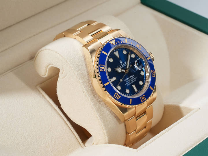Rolex Submariner Date Ref. 126618LB Yellow Gold Blue Dial