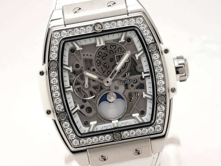 ウブロ スピリット オブ ビッグバン チタニウム ムーンフェイズ ダイヤモンド Ref.647.NE.2070.RW.1204 スケルトン文字盤 美中古 5hdbqzgt