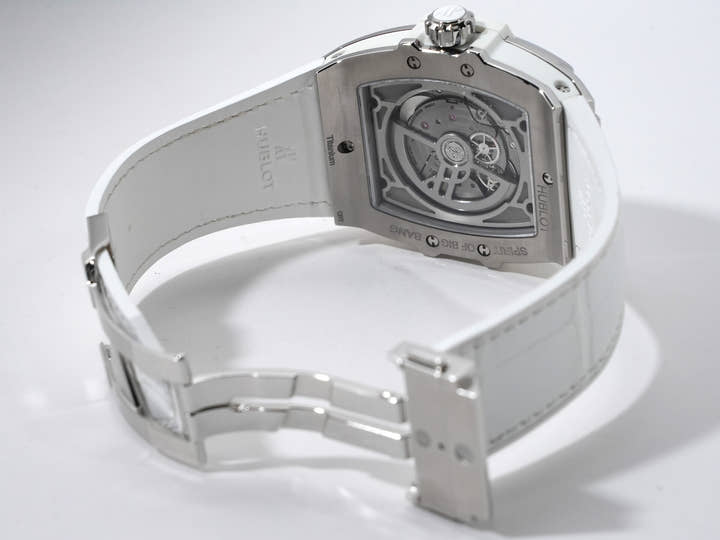 ウブロ スピリット オブ ビッグバン チタニウム ムーンフェイズ ダイヤモンド Ref.647.NE.2070.RW.1204 スケルトン文字盤 美中古 5hdbqzgt