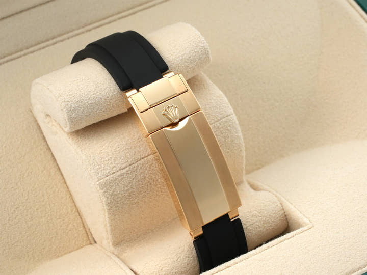 ロレックス ヨットマスター42 Ref.226658 イエローゴールド ブラック文字盤