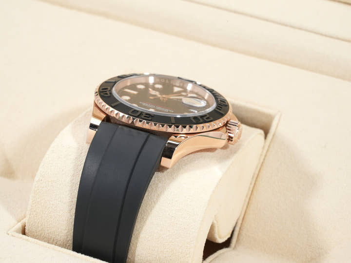 ロレックス ヨットマスター40 Ref.126655 エバーローズゴールド ブラック文字盤