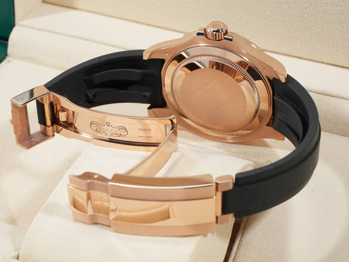 ロレックス ヨットマスター40 Ref.126655 エバーローズゴールド ブラック文字盤