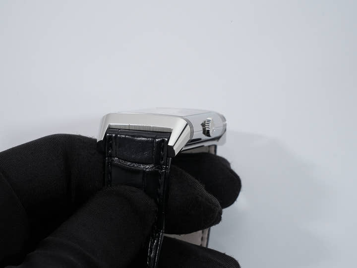 ジャガールクルト レベルソ クラシック ラージ デュオ スモールセコンド Ref.Q3848420 シルバー/ブラック文字盤 中古 cozu2n2h