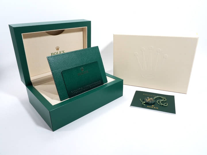 ロレックス スカイドゥエラー Ref.326933 ステンレススチール/イエローゴールド ブラック文字盤 ジュビリーブレスレット