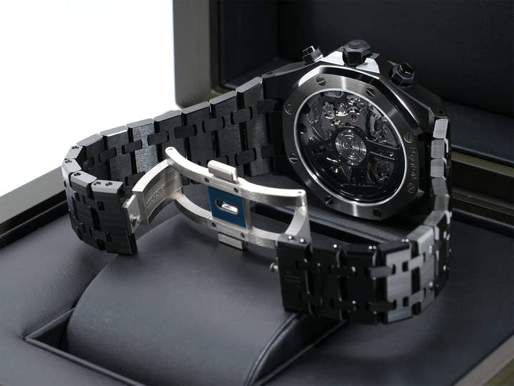 オーデマピゲ ロイヤルオーク クロノグラフ Ref.26240CE.OO.1225CE.02 ブラックセラミック ブラック文字盤