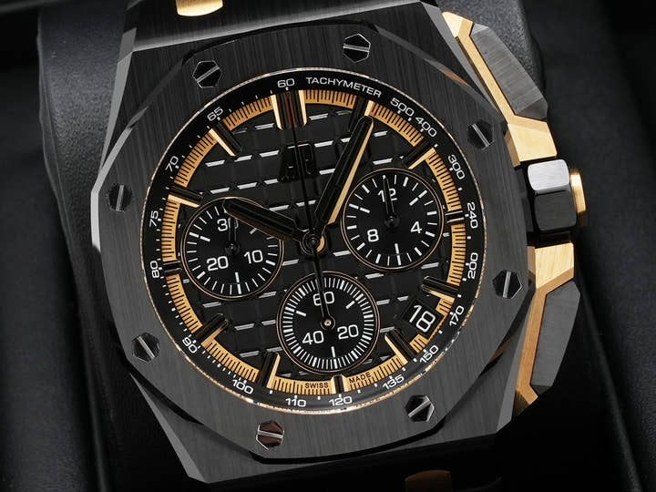 オーデマピゲ ロイヤルオーク オフショア クロノグラフ Ref.26420CE.OO.A127CR.01 セラミック/イエローゴールド ブラック文字盤