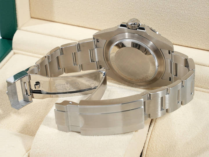 ロレックス サブマリーナー デイト Ref.126610LV ステンレススチール ブラック文字盤