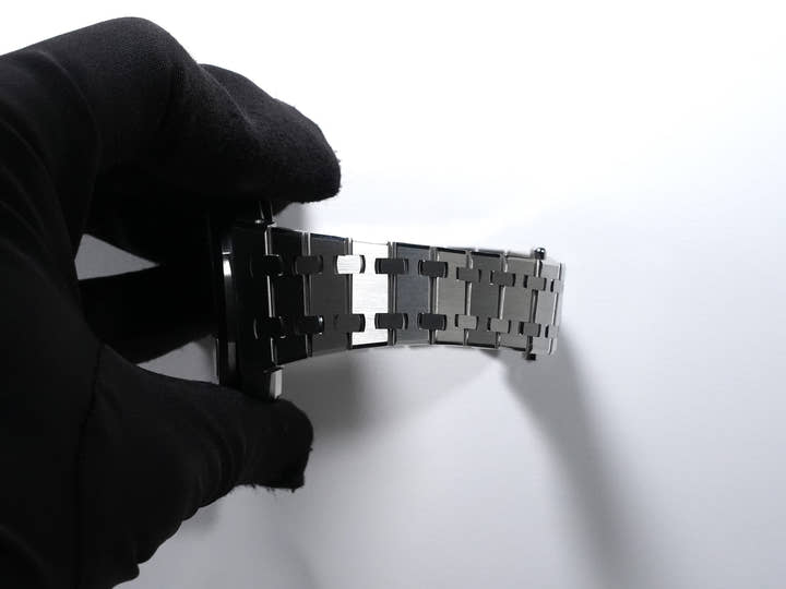 オーデマピゲ ロイヤルオーク クロノグラフ Ref.26715ST.OO.1356ST.01 ステンレススチール ナイトブルー文字盤