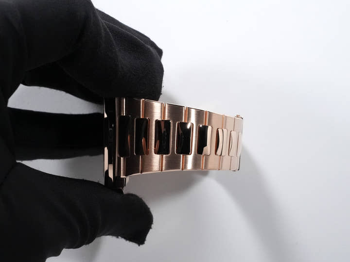 パテックフィリップ ノーチラス Ref.5711/1R-001 ローズゴールド ブラウン・ブラック・グラデーション文字盤