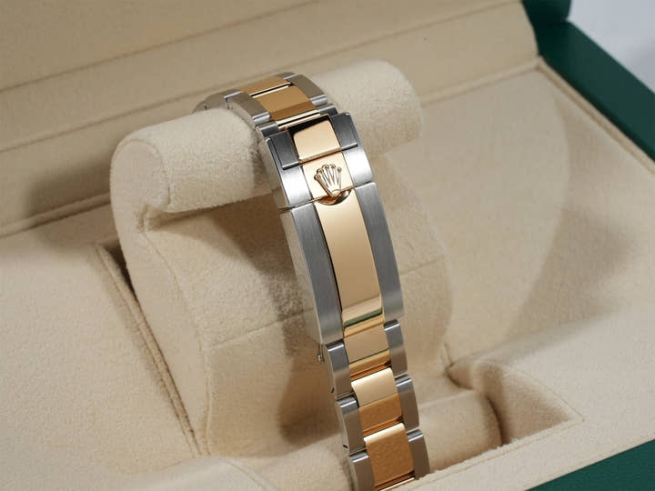 ロレックス エクスプローラー36 Ref.124273 ステンレススチール/イエローゴールド ブラック文字盤