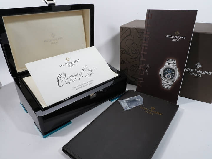 パテックフィリップ ノーチラス クロノグラフ Ref.5980/1A-014 ステンレススチール ブラック文字盤