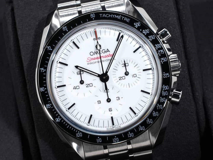 オメガ スピードマスター ムーンウォッチ プロフェッショナル Ref.310.30.42.50.04.001 ホワイト文字盤 未使用 g8km6v3w