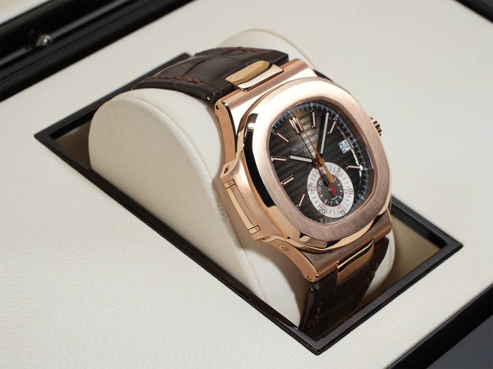 パテックフィリップ ノーチラス クロノグラフ Ref.5980R-001 ローズゴールド ブラウン文字盤