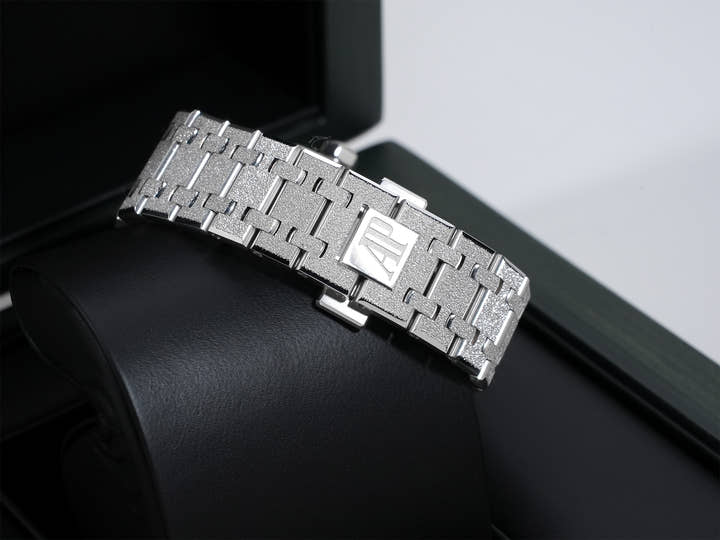 オーデマピゲ ロイヤルオーク ダブル バランスホイール オープンワーク Ref.15466BC.GG.1259BC.01 ホワイトゴールド オープンワーク文字盤