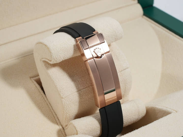 ロレックス ヨットマスター37 Ref.268655 エバーローズゴールド ブラック文字盤