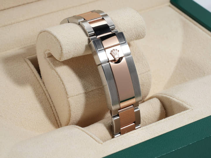 ロレックス ヨットマスターII Ref.116681 ステンレススチール/エバーローズゴールド ホワイト文字盤