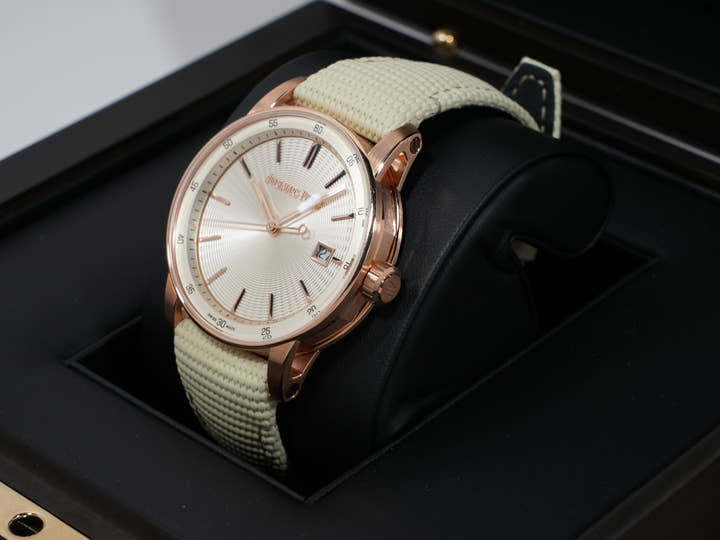 オーデマピゲ CODE 11.59 バイ オーデマ ピゲ Ref.77410OR.OO.A825CR.01 ピンクゴールド ベージュ文字盤