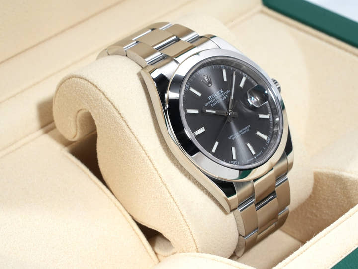 ロレックス デイトジャスト41 Ref.126300 ステンレススチール スレート文字盤 オイスターブレスレット