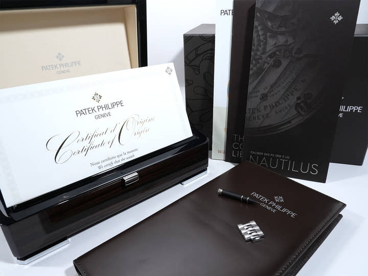 パテックフィリップ ノーチラス プチコンプリケーション Ref.5712/1A-001 ステンレススチール ブルー文字盤