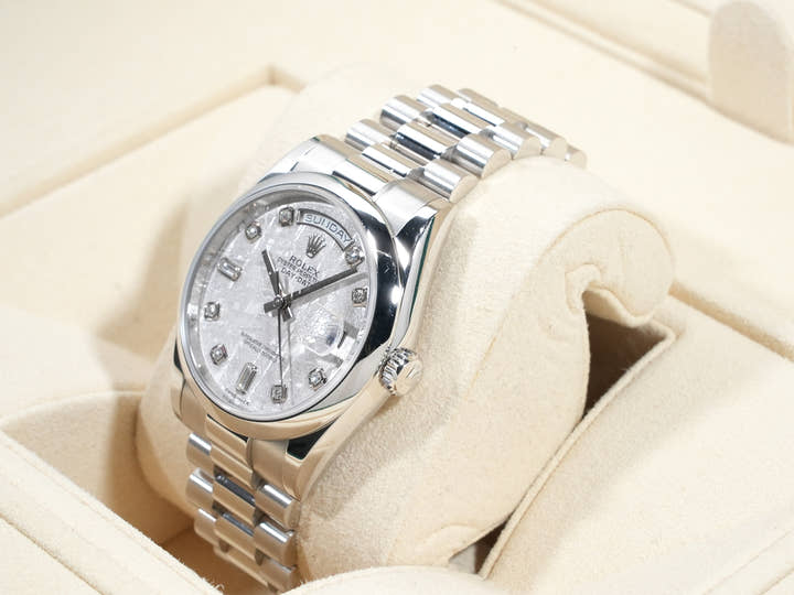 ロレックス デイデイト36 Ref.118206A プラチナ メテオライト文字盤