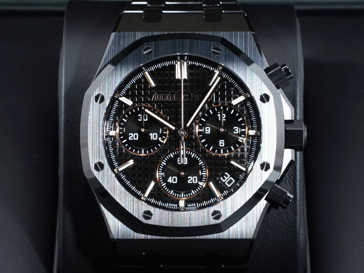 オーデマピゲ ロイヤルオーク クロノグラフ Ref.26240CE.OO.1225CE.02 ブラックセラミック ブラック文字盤