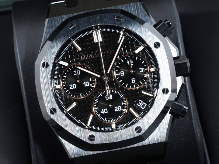 オーデマピゲ ロイヤルオーク クロノグラフ Ref.26240CE.OO.1225CE.02 ブラックセラミック ブラック文字盤