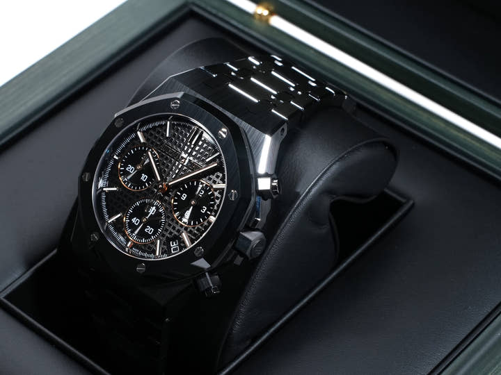 オーデマピゲ ロイヤルオーク クロノグラフ Ref.26240CE.OO.1225CE.02 ブラックセラミック ブラック文字盤