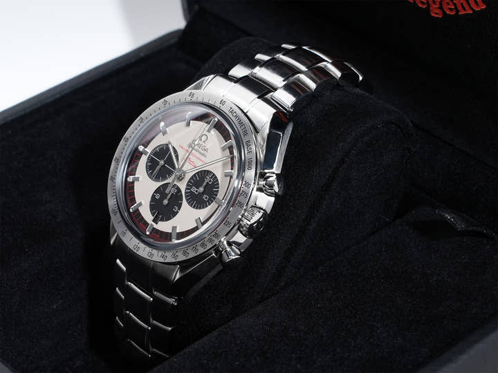 オメガ スピードマスター シューマッハ レジェンド Ref.3853.32 アイボリー×ブラック文字盤 中古 93ro395d