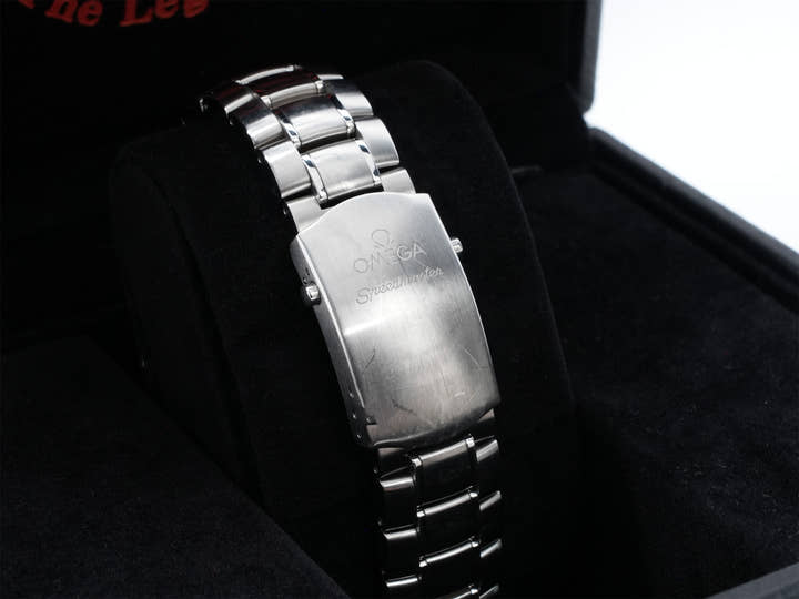 オメガ スピードマスター シューマッハ レジェンド Ref.3853.32 アイボリー×ブラック文字盤 中古 93ro395d