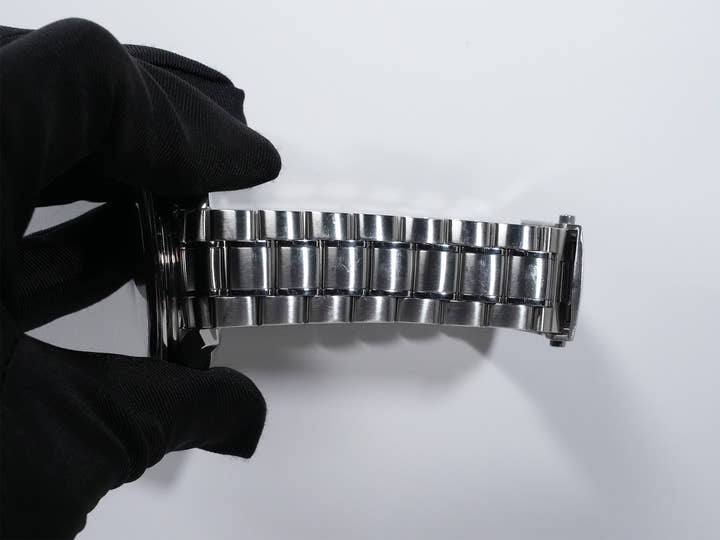 オメガ スピードマスター シューマッハ レジェンド Ref.3853.32 アイボリー×ブラック文字盤 中古 93ro395d