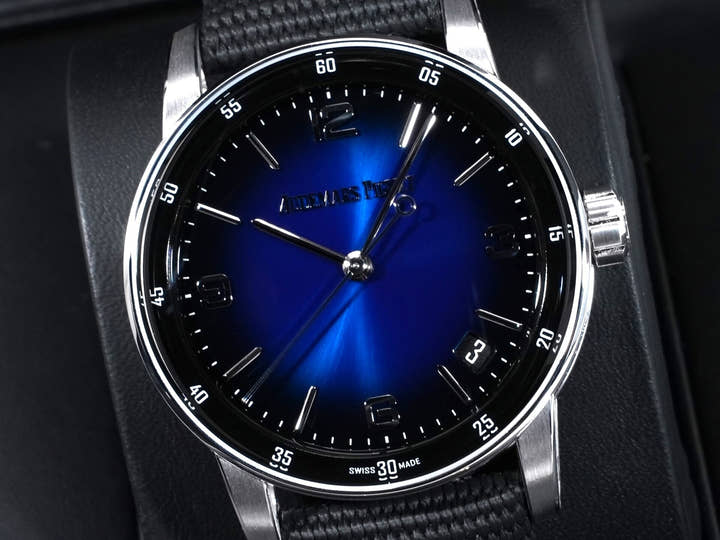 オーデマピゲ CODE 11.59 バイ オーデマ ピゲ Ref.15210BC.OO.A002KB.01 ホワイトゴールド スモークブルーラッカー文字盤