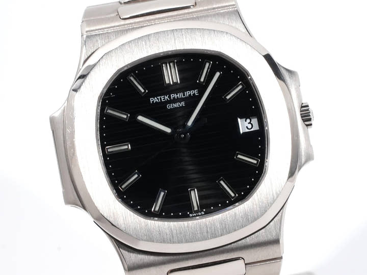 パテックフィリップ ノーチラス Ref.3711/1G-001 ホワイトゴールド ブラック文字盤