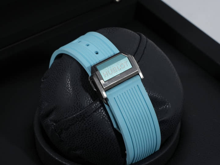 ウブロ ビッグバン ウニコ サマー Ref.441.UB.5120.NR マットターコイズ スケルトン文字盤 美品 tycnitwg