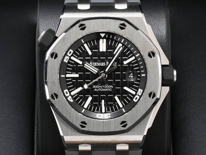 オーデマピゲ ロイヤルオーク オフショア ダイバー Ref.15710ST.OO.A002CA.01 ステンレススチール ブラック文字盤