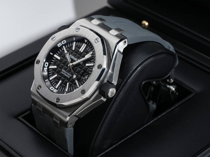 オーデマピゲ ロイヤルオーク オフショア ダイバー Ref.15710ST.OO.A002CA.01 ステンレススチール ブラック文字盤