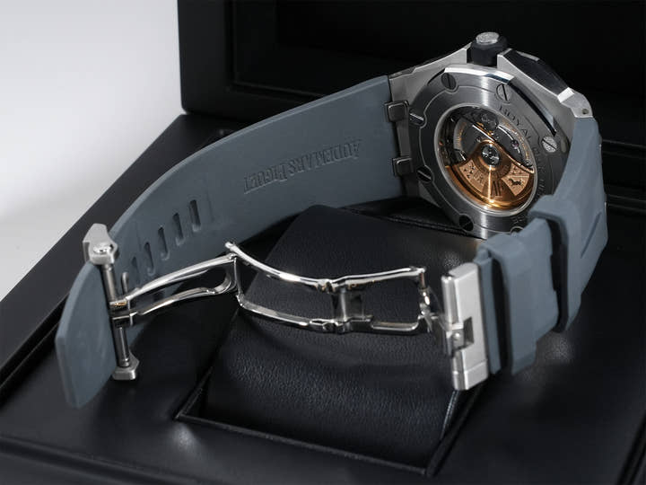 オーデマピゲ ロイヤルオーク オフショア ダイバー Ref.15710ST.OO.A002CA.01 ステンレススチール ブラック文字盤