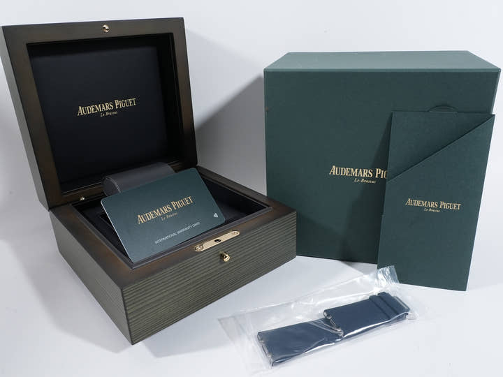 オーデマピゲ ロイヤルオーク オフショア ダイバー Ref.15720ST.OO.A009CA.01 ステンレススチール グレー文字盤