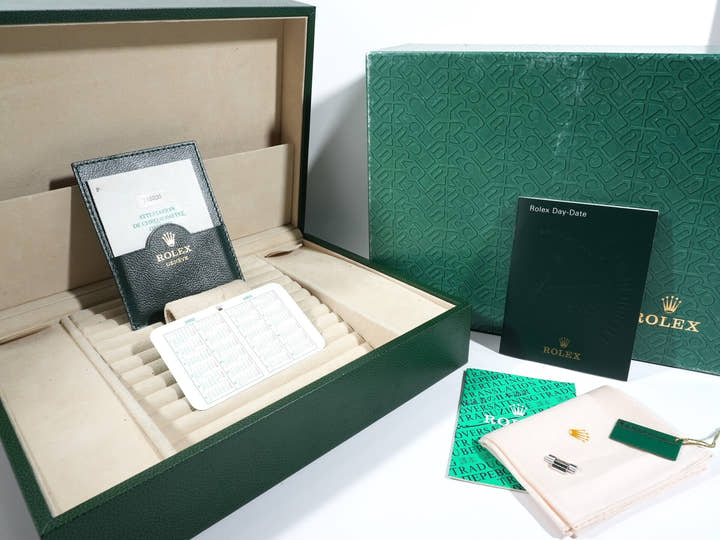 ロレックス デイデイト36 Ref.118206 プラチナ アイスブルー文字盤